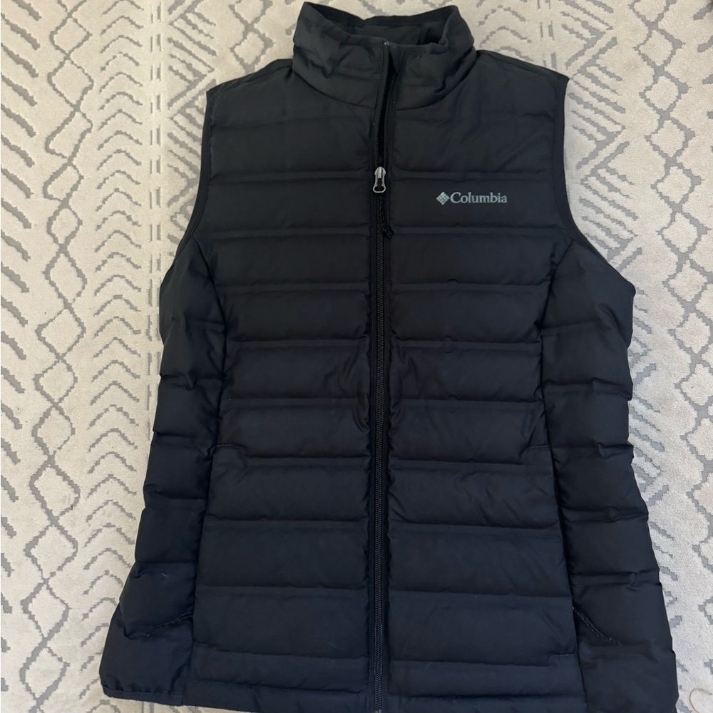 Columbia Women's Black Puffer Vest